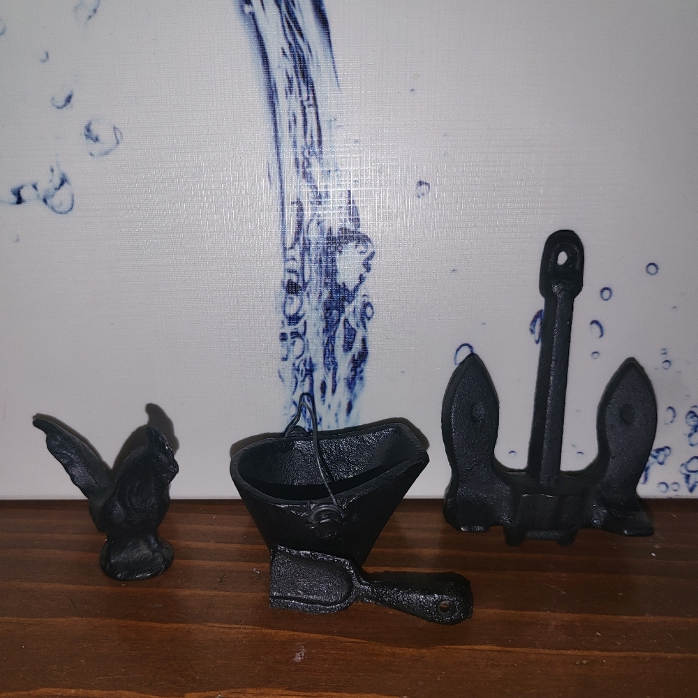Miniature cast Iron items